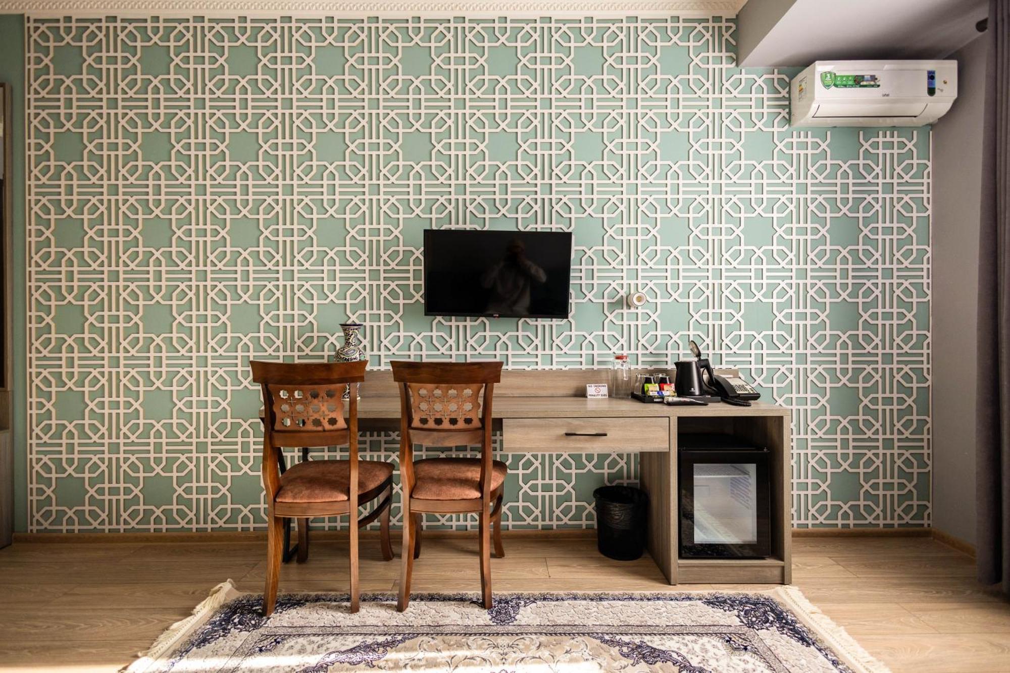 Khan Hotel سمرقند الغرفة الصورة